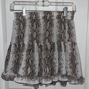 Snakeskin print skirt by Shore, Size XS but fits like an S.